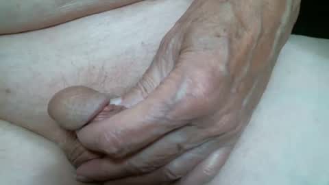 Snapshot of cutandwaxed2 chatting on November 17, 1:39 pm BI SMOOTH MATURE SUB online show from November 17, 1:39 pm