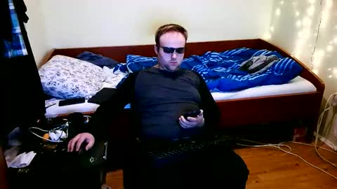 cute69696969 online show from February 16, 1:24 am