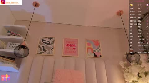 Snapshot of cute__cherry_ chatting on November 24, 9:03 pm Amber online show from November 24, 9:03 pm