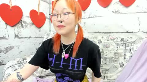 Snapshot of cute__kiko chatting on June 15, 5:42 am KIKO online show from June 15, 5:42 am