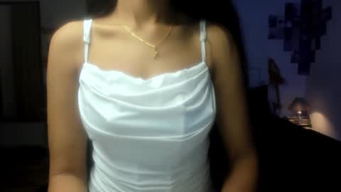 Snapshot of cute_alishaa chatting on May 28, 7:00 pm Alisha online show from May 28, 7:00 pm