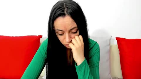 Snapshot of cute_angel95 chatting on March 1, 5:49 pm cute_angel95 online show from March 1, 5:49 pm