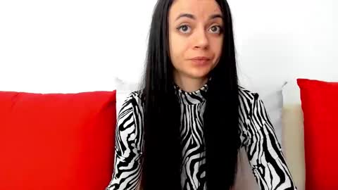 Snapshot of cute_angel95 chatting on March 11, 6:10 am cute_angel95 online show from March 11, 6:10 am