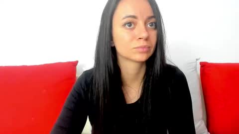 Snapshot of cute_angel95 chatting on September 27, 6:46 pm cute_angel95 online show from September 27, 6:46 pm