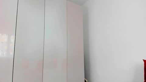 Snapshot of cute_angel95 chatting on November 14, 10:14 am cute_angel95 online show from November 14, 10:14 am