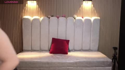 Snapshot of cute_angel_1 chatting on May 9, 2:50 am cute_angel_1 online show from May 9, 2:50 am
