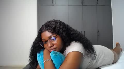 Snapshot of cute_ass18 chatting on May 30, 8:39 pm Liya online show from May 30, 8:39 pm