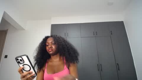 Snapshot of cute_ass18 chatting on July 5, 11:45 pm Liya online show from July 5, 11:45 pm