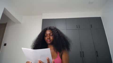 Snapshot of cute_ass18 chatting on July 12, 1:40 am Liya online show from July 12, 1:40 am