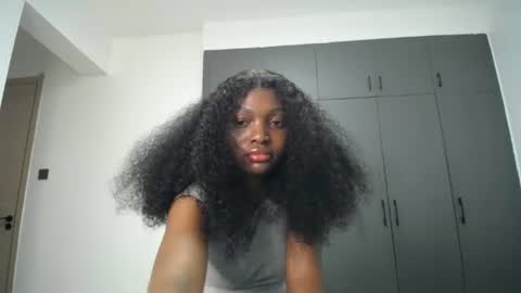Snapshot of cute_ass18 chatting on July 13, 1:30 am Liya online show from July 13, 1:30 am