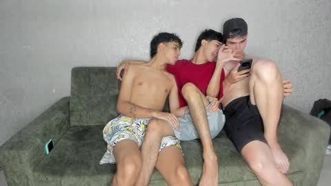 ARTURO-18  MATIAS-18  NIKOLAY-19  HADES-18  GABO-19 online show from May 19, 7:20 pm