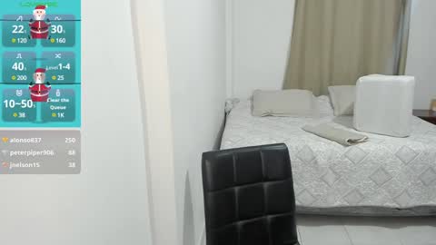 Snapshot of cute_brunett chatting on December 16, 11:01 am Sara online show from December 16, 11:01 am