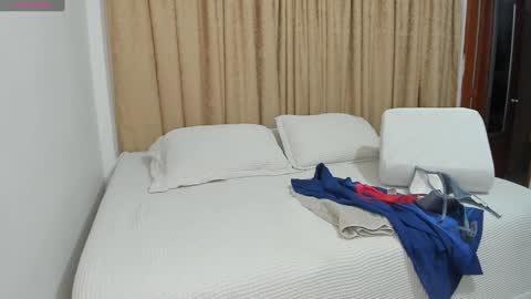 Snapshot of cute_brunett chatting on January 11, 6:03 am Sara online show from January 11, 6:03 am