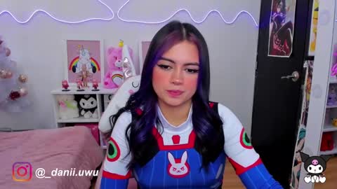 Snapshot of cute_dani__ chatting on December 4, 12:58 pm Dani  online show from December 4, 12:58 pm