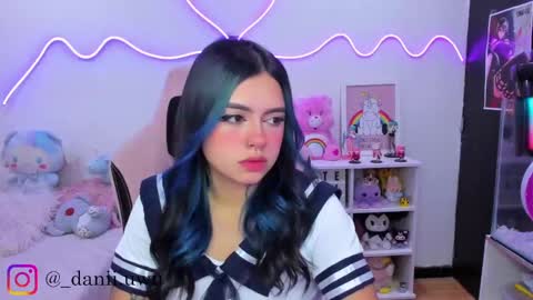 Snapshot of cute_dani__ chatting on September 11, 9:53 am Dani  online show from September 11, 9:53 am