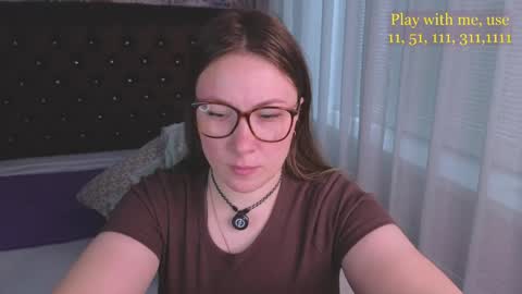 Snapshot of cute_darina chatting on May 25, 1:11 am Everyday stream in the same time online show from May 25, 1:11 am