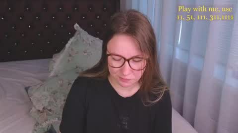 Snapshot of cute_darina chatting on June 9, 1:28 am Everyday stream in the same time online show from June 9, 1:28 am