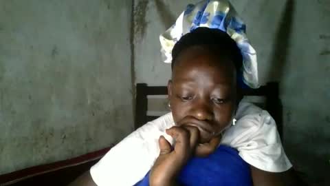 Snapshot of cute_doria chatting on December 16, 2:05 am cute_doria online show from December 16, 2:05 am