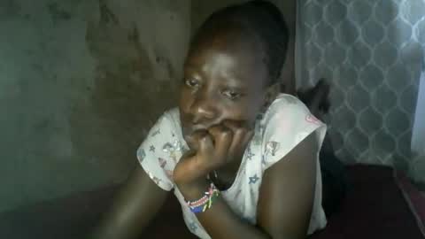 Snapshot of cute_doria chatting on February 19, 6:42 am cute_doria online show from February 19, 6:42 am