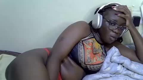 Snapshot of cute_gee chatting on May 10, 2:55 pm daddysdoll online show from May 10, 2:55 pm