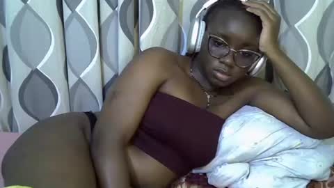 Snapshot of cute_gee chatting on May 30, 10:56 am daddysdoll online show from May 30, 10:56 am