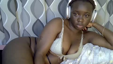 Snapshot of cute_gee chatting on June 28, 9:26 am daddysdoll online show from June 28, 9:26 am