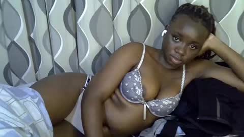 Snapshot of cute_gee chatting on July 28, 11:17 am daddysdoll online show from July 28, 11:17 am