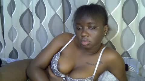 Snapshot of cute_gee chatting on July 29, 12:25 pm daddysdoll online show from July 29, 12:25 pm