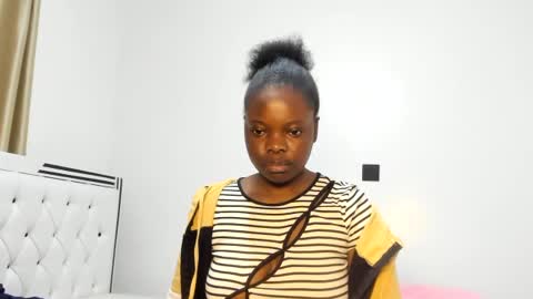 cute_gee43 online show from August 5, 3:31 am
