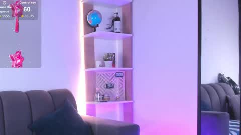 Cute horny1 online show from February 22, 12:15 pm