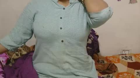 Snapshot of cute_kashmira99 chatting on November 30, 4:27 am kashmira online show from November 30, 4:27 am