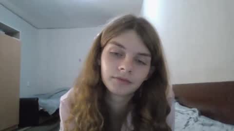 Snapshot of cute_kitte chatting on December 22, 8:47 pm cute_kitte online show from December 22, 8:47 pm