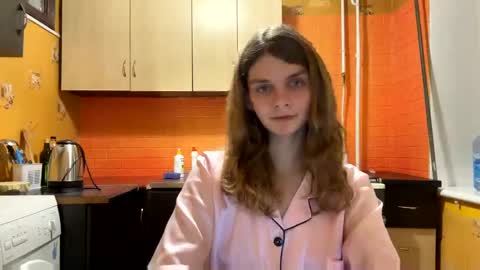 Snapshot of cute_kitte chatting on December 26, 9:15 pm cute_kitte online show from December 26, 9:15 pm