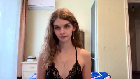 Snapshot of cute_kitte chatting on November 6, 12:06 pm cute_kitte online show from November 6, 12:06 pm