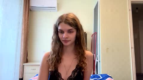 Snapshot of cute_kitte chatting on November 9, 12:03 pm cute_kitte online show from November 9, 12:03 pm