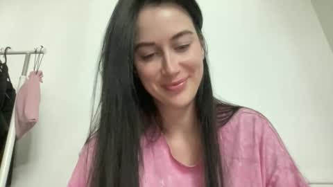 Snapshot of cute_kriss94 chatting on May 6, 8:36 pm cute_kriss94 online show from May 6, 8:36 pm