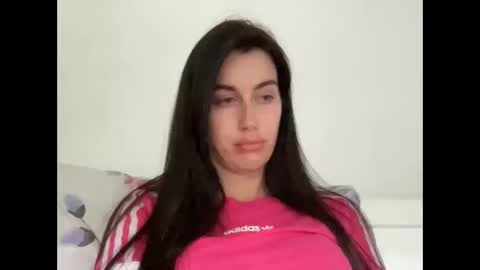 Snapshot of cute_kriss94 chatting on May 28, 4:26 pm cute_kriss94 online show from May 28, 4:26 pm