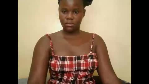 cute_latifah online show from February 20, 9:21 am