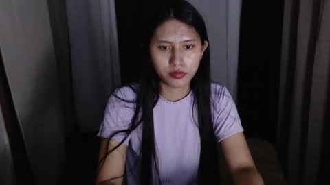 Snapshot of cute_lilithxx chatting on February 4, 9:15 am Lilith online show from February 4, 9:15 am