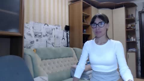 cute_lion_ online show from June 7, 11:47 am