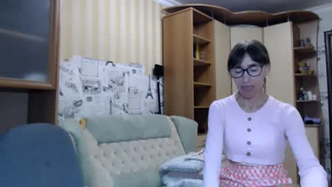 cute_lion_ online show from July 28, 11:50 am