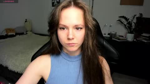 Emily online show from May 5, 3:09 pm