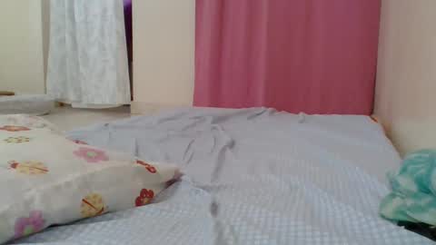 cute_lizah online show from February 4, 11:38 am