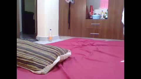 cute_lizah online show from October 19, 6:14 am