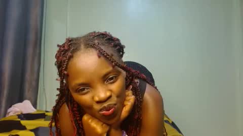 cute_lorna online show from April 22, 11:45 am