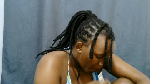Snapshot of cute_lyn6 chatting on June 21, 5:10 am cute_lyn6 online show from June 21, 5:10 am