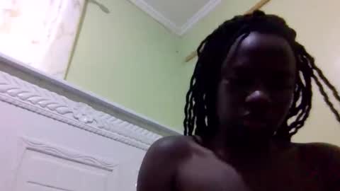 Snapshot of cute_melannin chatting on November 1, 6:37 am tiff flavian online show from November 1, 6:37 am