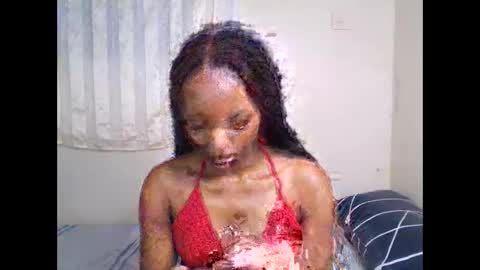 cute messy online show from June 7, 12:20 pm