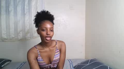cute messy online show from June 18, 1:59 pm