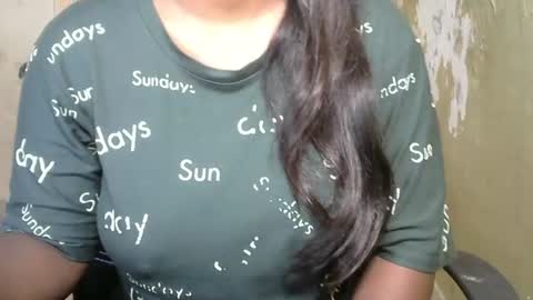 alia online show from April 28, 3:00 am